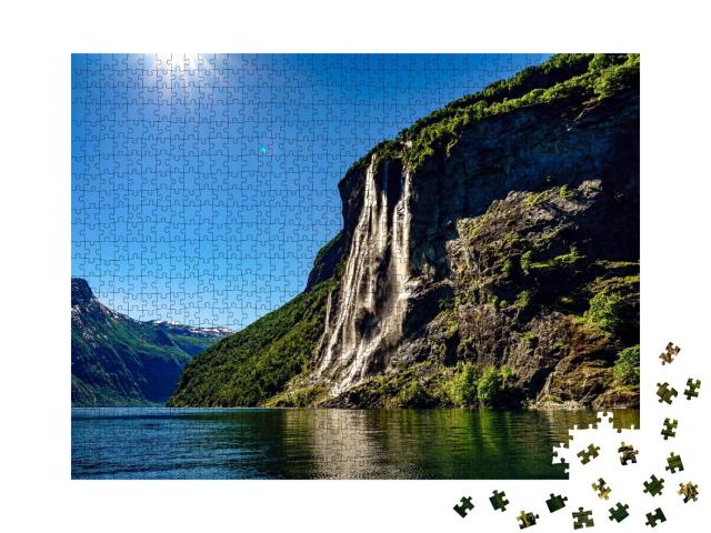 Puzzle 1000 Teile „Wunderschönes Norwegen: Geiranger Fjord, Wasserfall Sieben Schwestern“