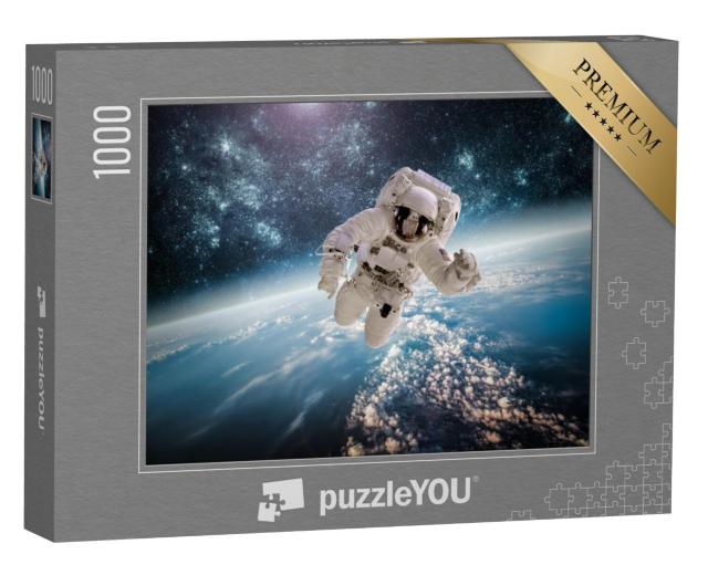 Puzzel 1000 stukjes „Astronaut in de ruimte, aarde op de achtergrond“