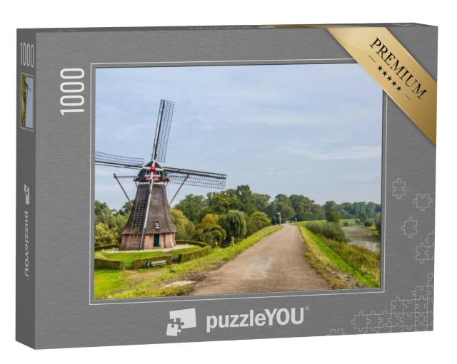 Puzzel 1000 stukjes „Traditionele windmolen in Waardenburg, Gelderland“