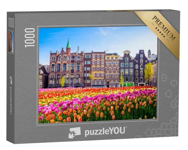 Puzzel 1000 stukjes „Traditionele oude gebouwen en tulpen in Amsterdam, Nederland“