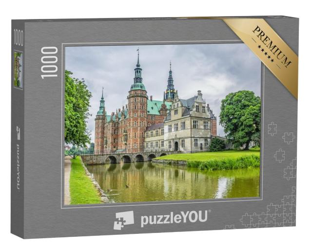 Puzzel 1000 stukjes „Buitenaanzicht van Kasteel Frederiksborg in Denemarken“