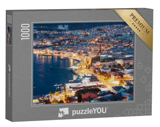 Puzzel 1000 stukjes „Mooie stad Kusadasi bij nacht, Egeïsche Zee, Turkije“