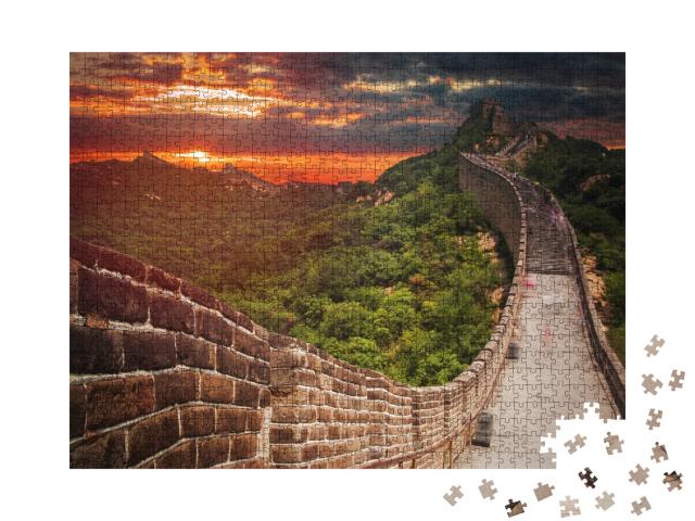 Puzzle 1000 Teile „Große Chinesische Mauer in den Bergen bei Peking“