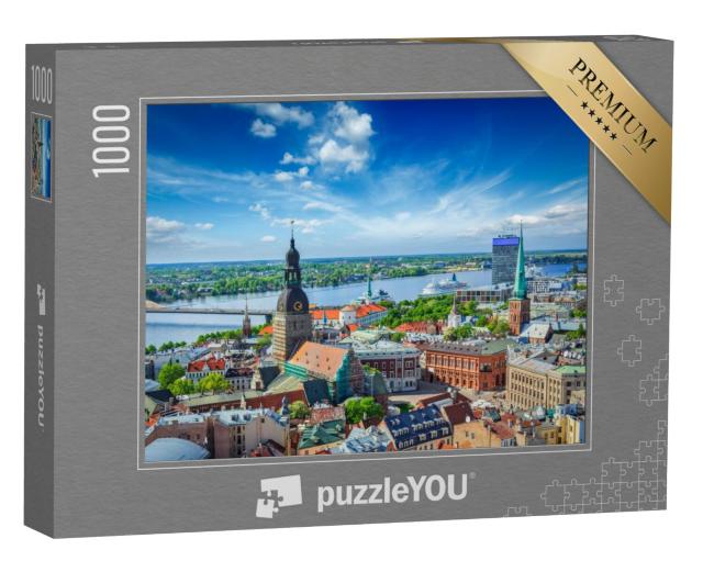 Puzzel 1000 stukjes „Luchtfoto van het centrum van Riga vanaf de Sint-Pieterskerk, Riga, Letland“