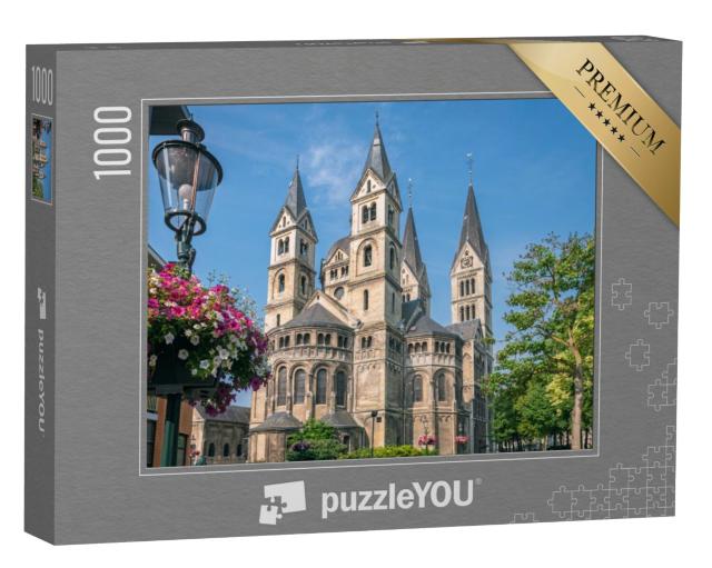 Puzzel 1000 stukjes „Prachtig uitzicht op de Munsterkerk in de stad Roermond“