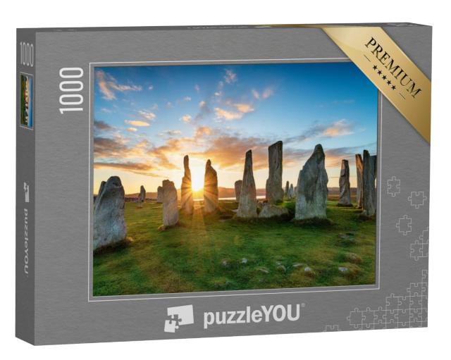 Puzzel 1000 stukjes „Mystieke zonsondergang boven de steencirkel van Callanish, eiland Lewis, Schotland“