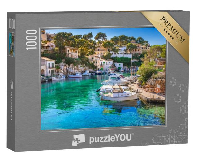 Puzzel 1000 stukjes „Uitzicht op de idyllische oude vissershaven van Cala Figuera, Mallorca, Spanje“