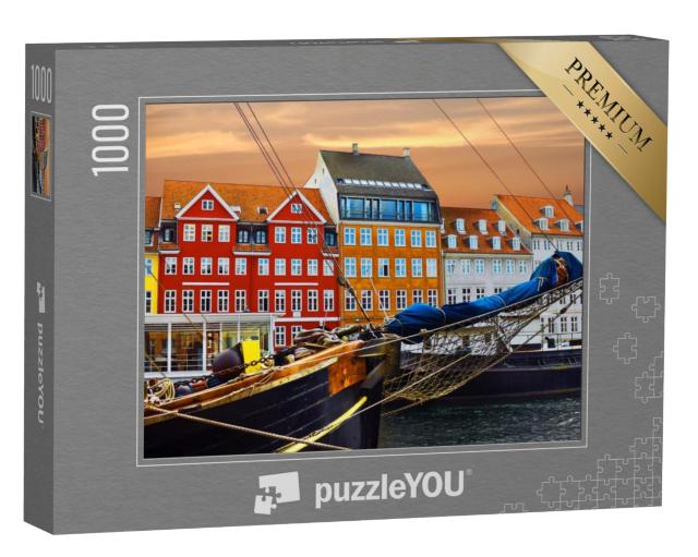 Puzzel 1000 stukjes „Jachten en kleurrijke huizen op de strandpromenade in Nyhavn“