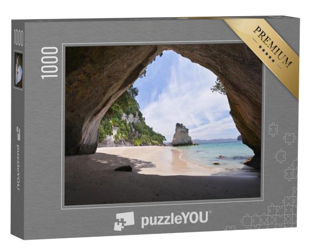 Puzzel 1000 stukjes „Het strand van Cathedral Cove op het schiereiland Coromandel, Nieuw-Zeeland, Noordereiland“