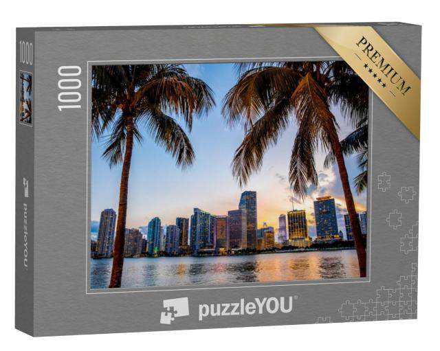 Puzzel 1000 stukjes „Avondbeeld van de skyline van Miami, Florida, VS“