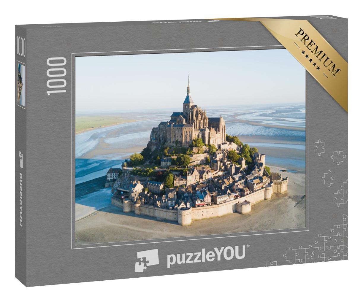 Puzzle 1000 Teile „Die Gezeiteninsel Le Mont Saint-Michel in der Abenddämmerung, Normandie, Frankreich“