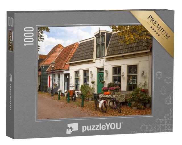 Puzzel 1000 stukjes „Kleine straat met oude pittoreske huizen in het centrum van Den Burg op het Waddeneiland Texel“