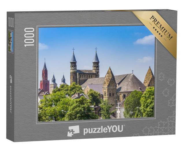 Puzzel 1000 stukjes „Torens van historische kerken in de skyline van Maastricht, Nederland“