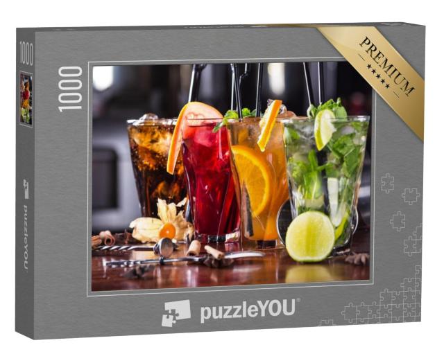 Puzzel 1000 stukjes „Whiskey-cola, mojito, sinaasappelcocktail en aardbeiencocktail“