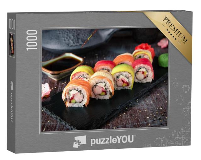 Puzzel 1000 stukjes „Regenboog sushirol met zalm en avocado“