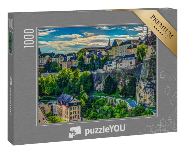 Puzzle 1000 Teile „Sommerliches Panorama: Luxemburg Stadt aus der Luft“