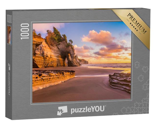 Puzzel 1000 stukjes „Zonsondergang op een rotsstrand in het Taranaki district, Nieuw-Zeeland“