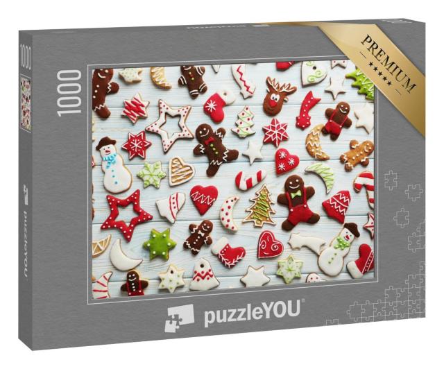 Puzzle 1000 Teile „Bunte Weihnachtsplätzchen auf blauem Holztisch“