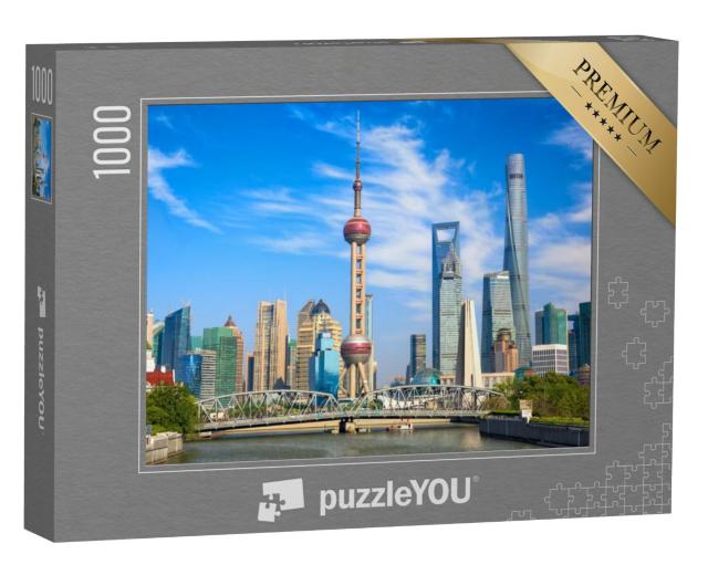 Puzzel 1000 stukjes „De skyline van Shanghai met de historische Waibaidu-brug, China“