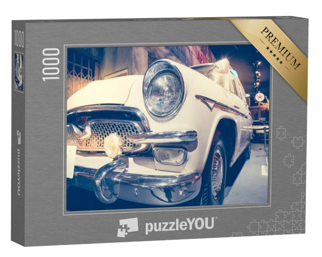 Puzzel 1000 stukjes „Close-up van een klassieke auto“