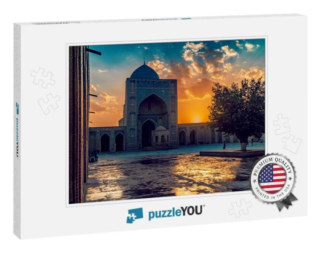 Courtyard of Kalyan Mosque At Sunset, Bukhara, Uzbekistan... Jigsaw Puzzle