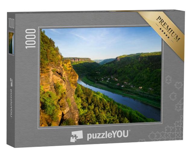 Puzzel 1000 stukjes „Zandsteenrotsen en bossen in de avondzon, Elbe“