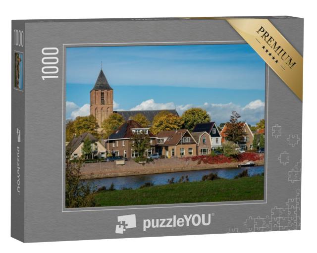 Puzzel 1000 stukjes „Het dorp Dalfsen met de kerk aan de oever van de Vecht“