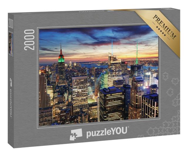 Puzzle 2000 Teile „Wolkenkratzer von New York City im Sonnenuntergang“