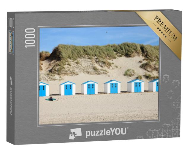 Puzzel 1000 stukjes „Prachtige witte en blauwe strandhuisjes in de duinen van Texel“