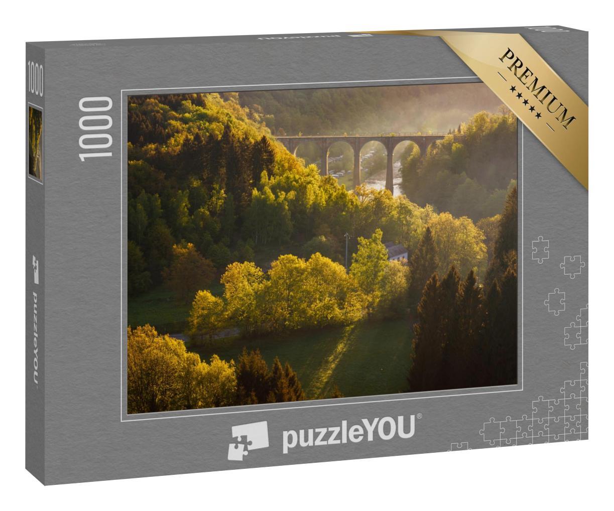 Puzzle 1000 Teile „Verzauberter Sonnenaufgang in den Ardennen, Belgien“
