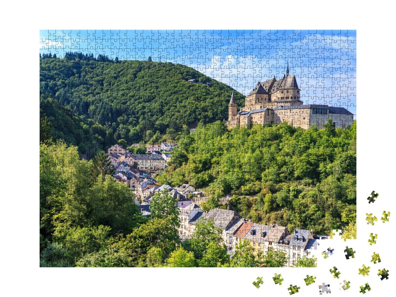 Puzzle 1000 Teile „Malerisches Schloss Vianden, Luxemburg.“
