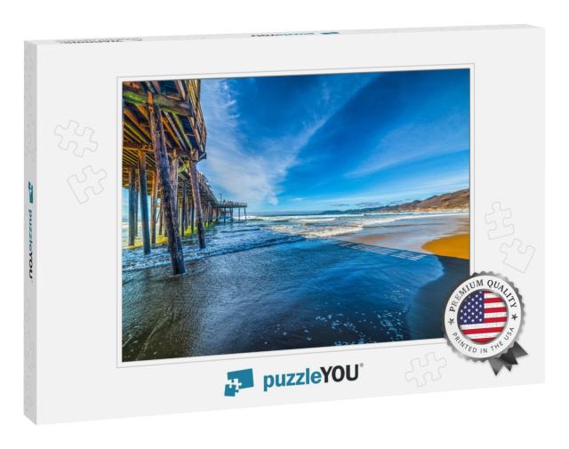 Wooden Pier in Pismo Beach Seen from the Foreshore. Calif... Jigsaw Puzzle