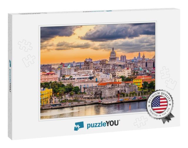 Havana, Cuba Downtown Skyline At Dusk... Jigsaw Puzzle