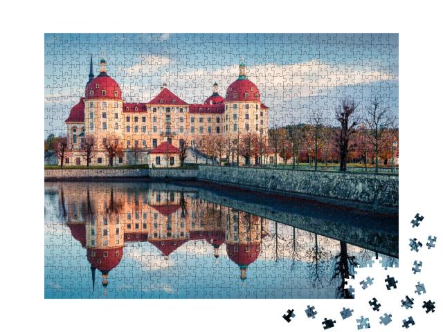 Puzzle 1000 Teile „Prächtige Morgenansicht des Barockschlosses Moritzburg, umgeben von einem See“