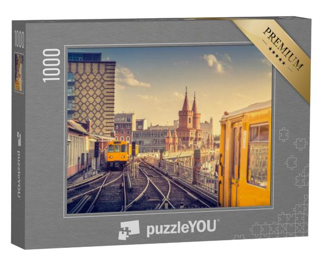 Puzzel 1000 stukjes „Berlijnse metro met Oberbaumbrücke bij zonsondergang, Duitsland“