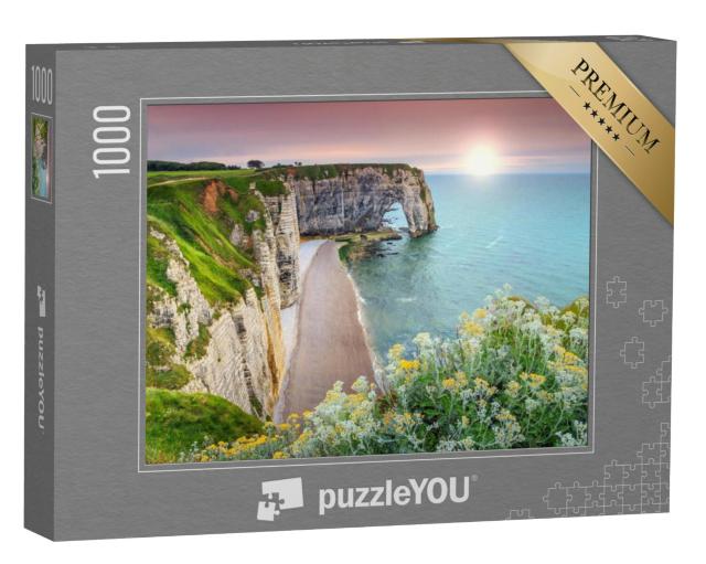 Puzzel 1000 stukjes „Kliffen van Etretat en prachtige beroemde kustlijn, Normandië, Frankrijk“