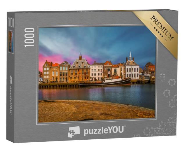 Puzzel 1000 stukjes „De haven van Maassluis met oude boten, sleepboten en monumentale huizen“