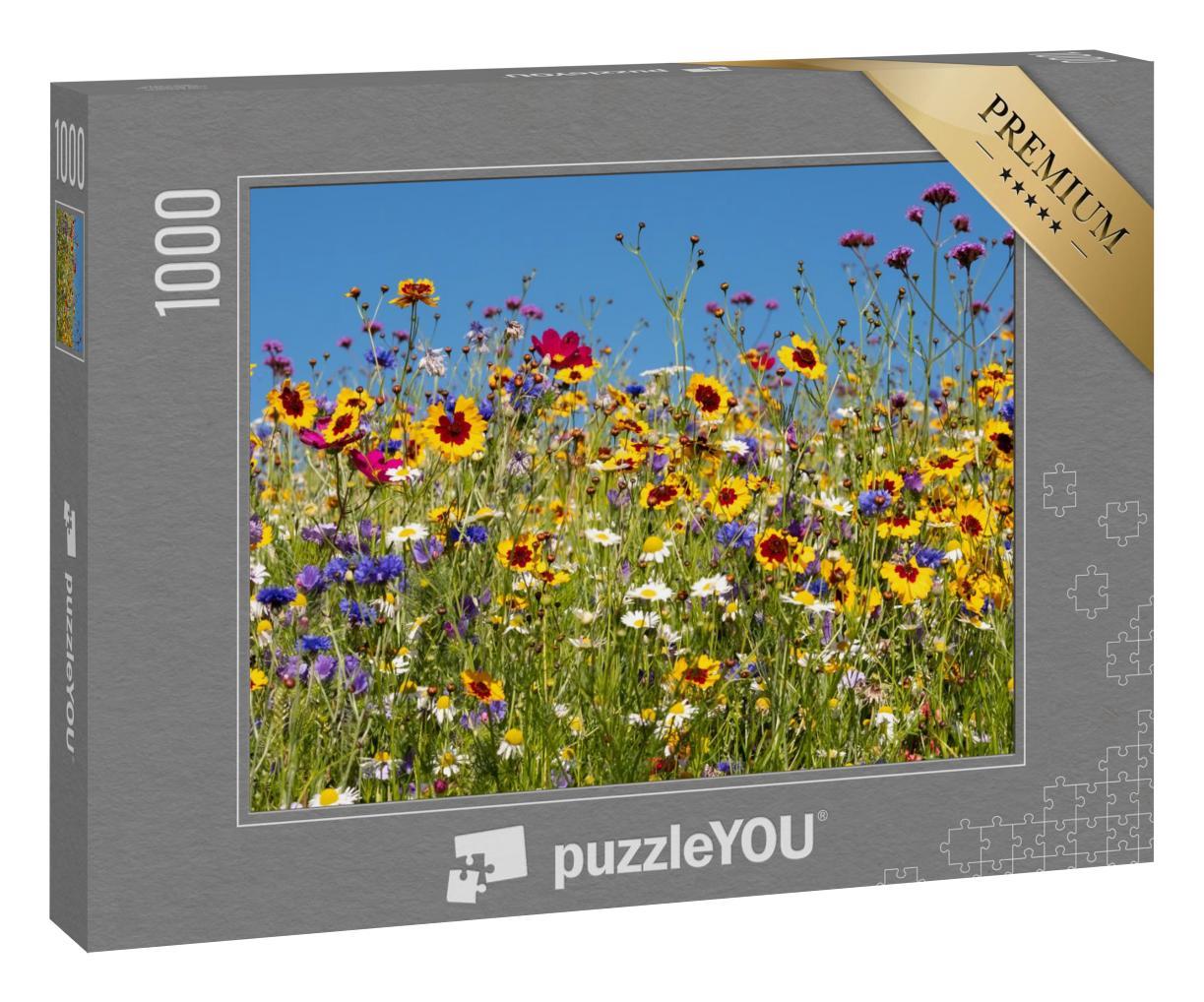Puzzle 1000 Teile „Bunte Wildblumen blühen vor dem Savill Garden, Egham, Surrey, Vereinigtes Königreic“
