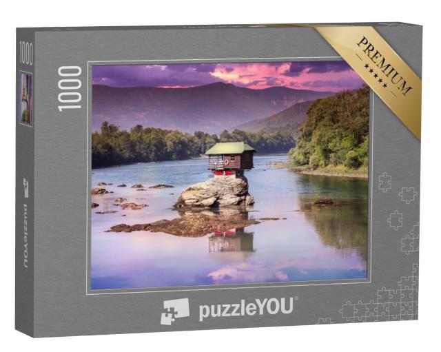 Puzzel 1000 stukjes „Kleurrijk huisje op de rots midden in de rivier de Drina, Servië“