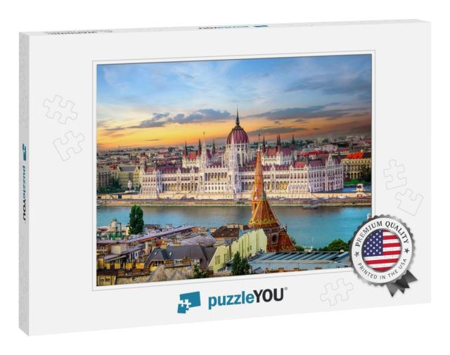 Bright Sunset Over Famous Landmarks in Budapest... Jigsaw Puzzle