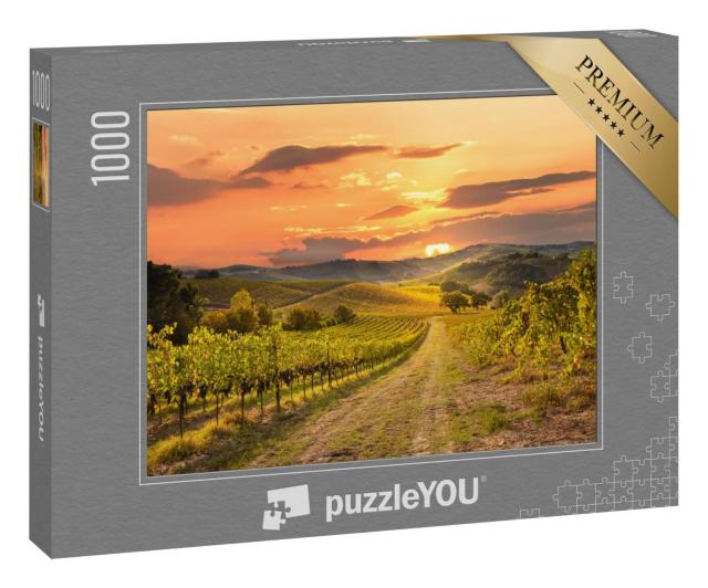 Puzzle 1000 Teile „Weinberge und Weingut bei Sonnenuntergang, wunderschöne Landschaft“