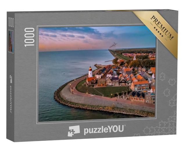 Puzzel 1000 stukjes „Zonsondergang op Urk bij de vuurtoren“