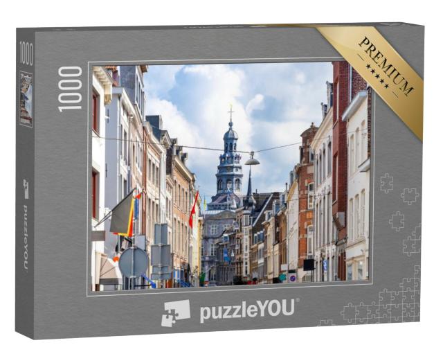 Puzzel 1000 stukjes „Maastricht, Nederland, stadhuis op de achtergrond“