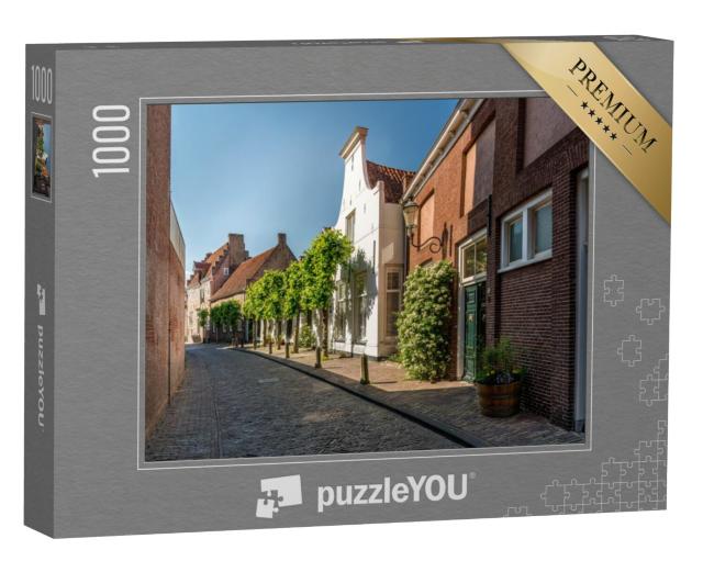 Puzzel 1000 stukjes „Oude klokgevelhuizen en trapgevelhuizen in het historische centrum van Amersfoort, Nederland“