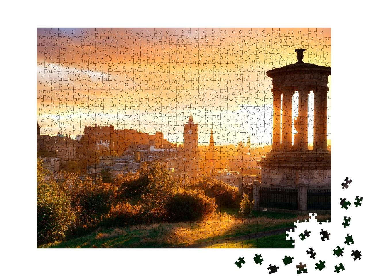 Puzzle 1000 Teile „Skyline von Edinburgh im Morgenlicht, Schottland“
