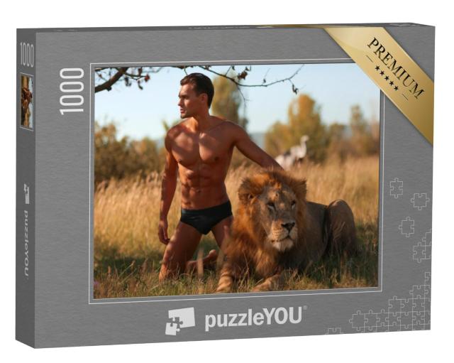 Puzzel 1000 stukjes „Sexy mannelijk model met leeuw“