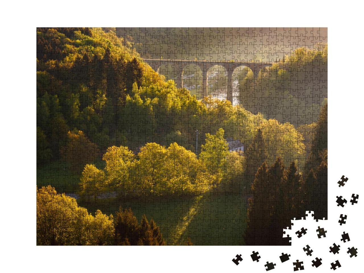 Puzzle 1000 Teile „Verzauberter Sonnenaufgang in den Ardennen, Belgien“