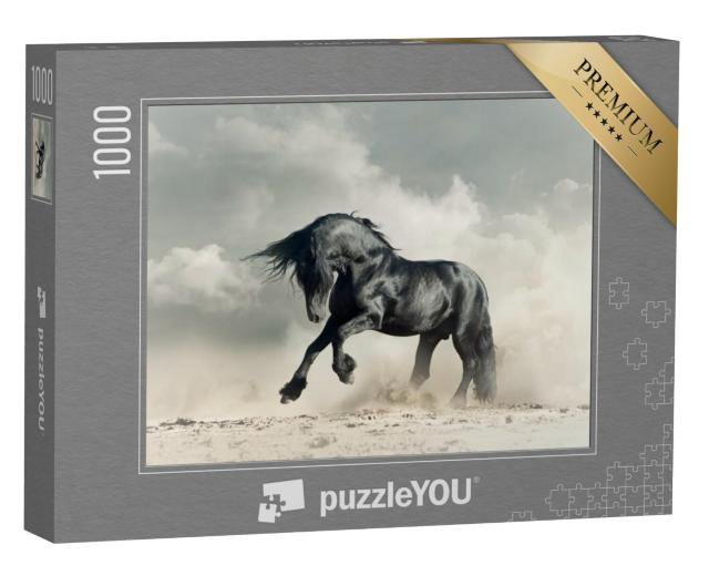 Puzzel 1000 stukjes „Wilde zwarte hengst in de woestijn“