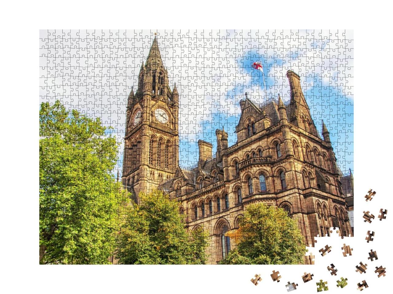 Puzzle 1000 Teile „Manchester Town Hall unter bewölktem Himmel“