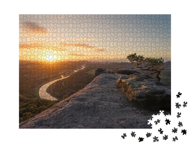 Puzzle 1000 Teile „Sonnenaufgang vom Berg Lilienstein in der Sächsischen Schweiz, Deutschland“